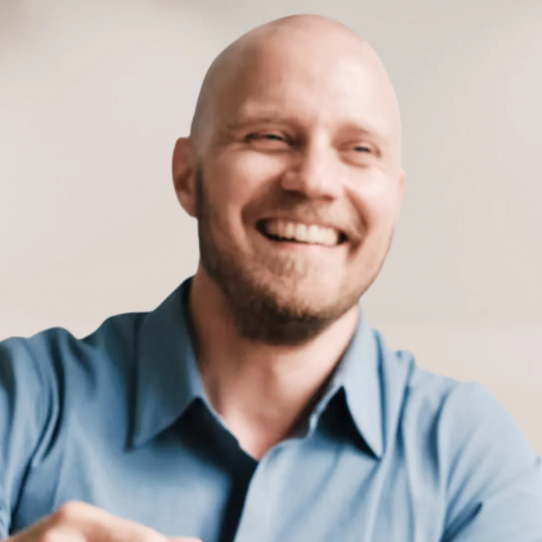 JAAKKO  KAIKULUOMA